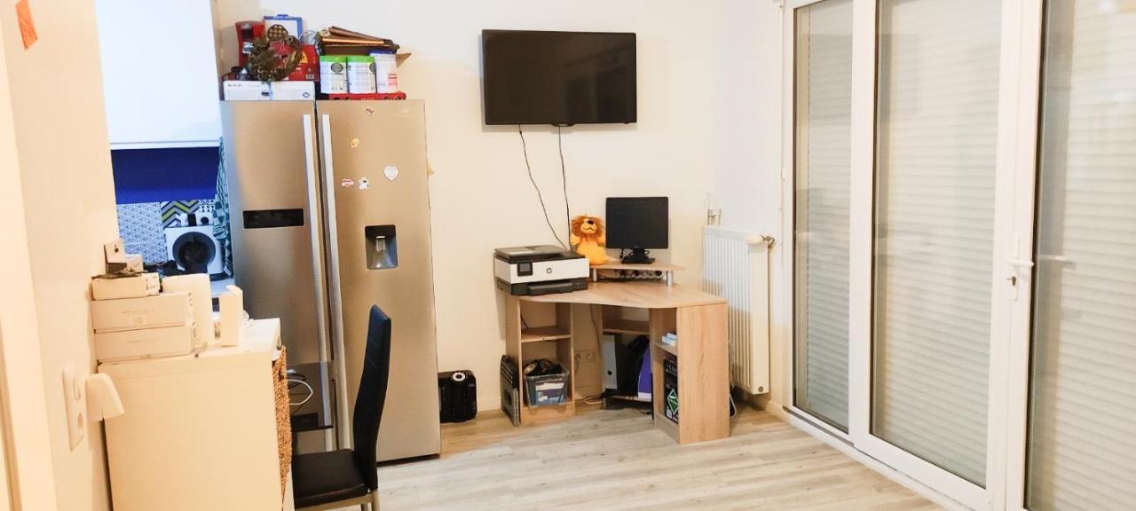 Jolie Appartement Avec Un Jardin Meaux Exteriér fotografie